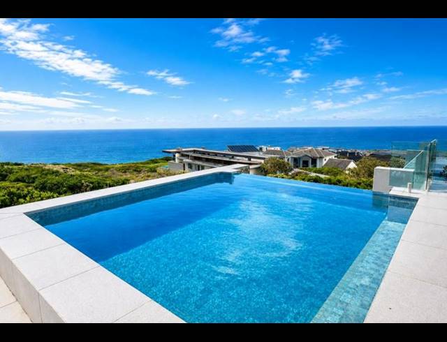5 BEDROOM HOUSE FOR SALE IN PINNACLE POINT GOLF ESTATE